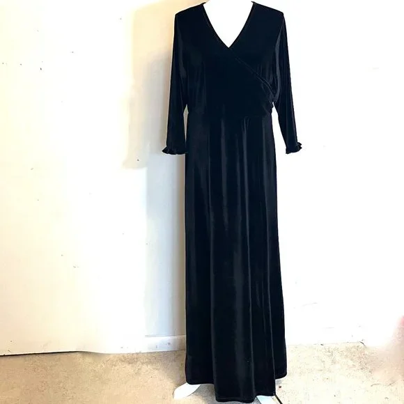 fireproof halter maxi dress plum Paolio Halter Maxi Dress Plum